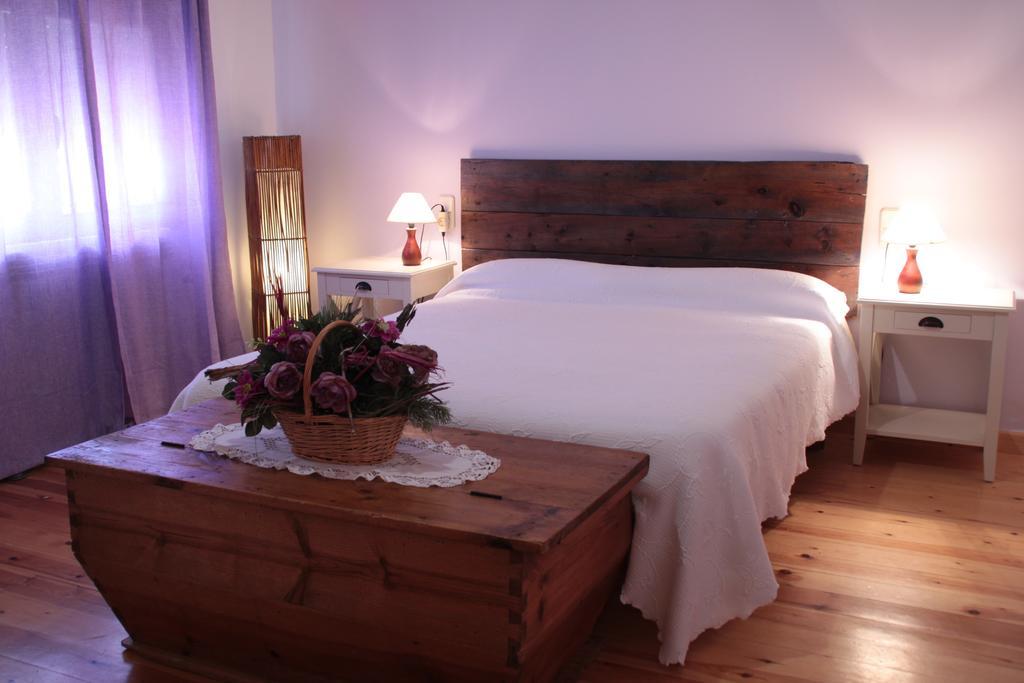 Hotel La Casa De La Estacion Sarrión Pokoj fotografie